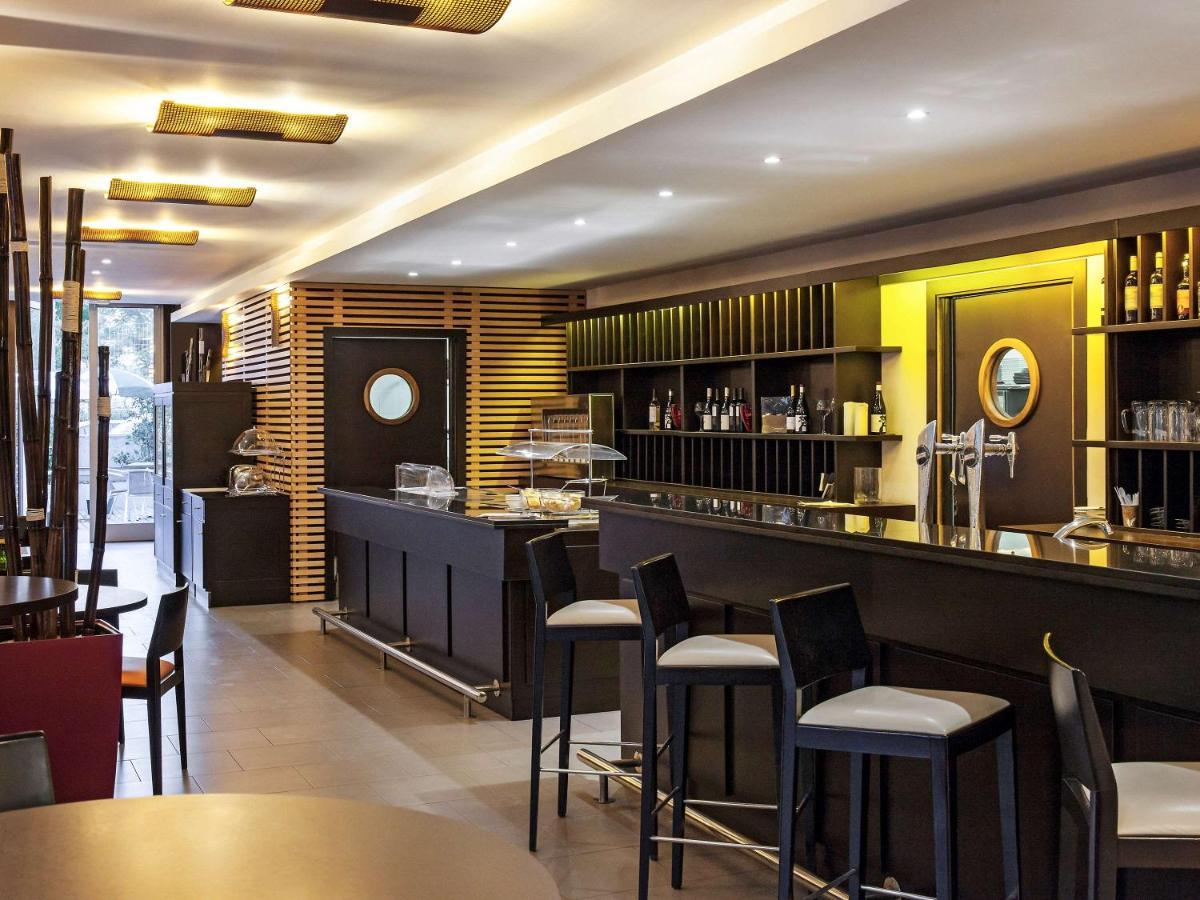Ibis Barcelona Molins De Rei Hotel Exterior photo